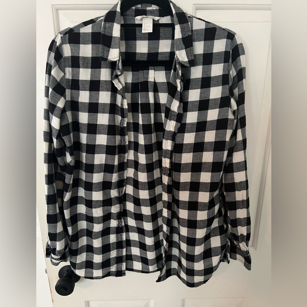 H&M Buffalo Check Flannel Button Up (Black & White) Size 6